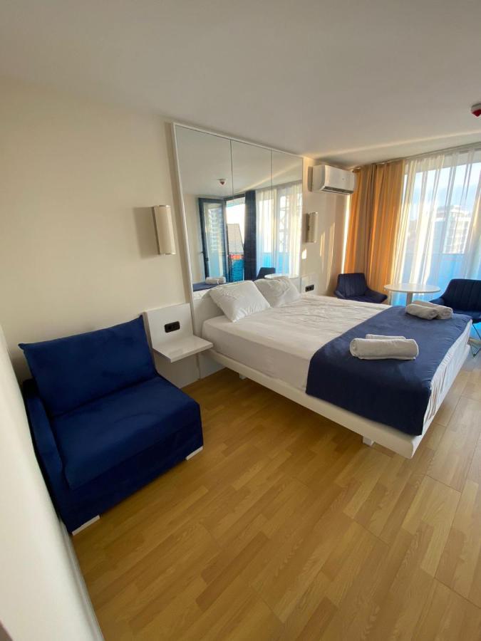 Apartments Batumi Studio V Bagian luar foto