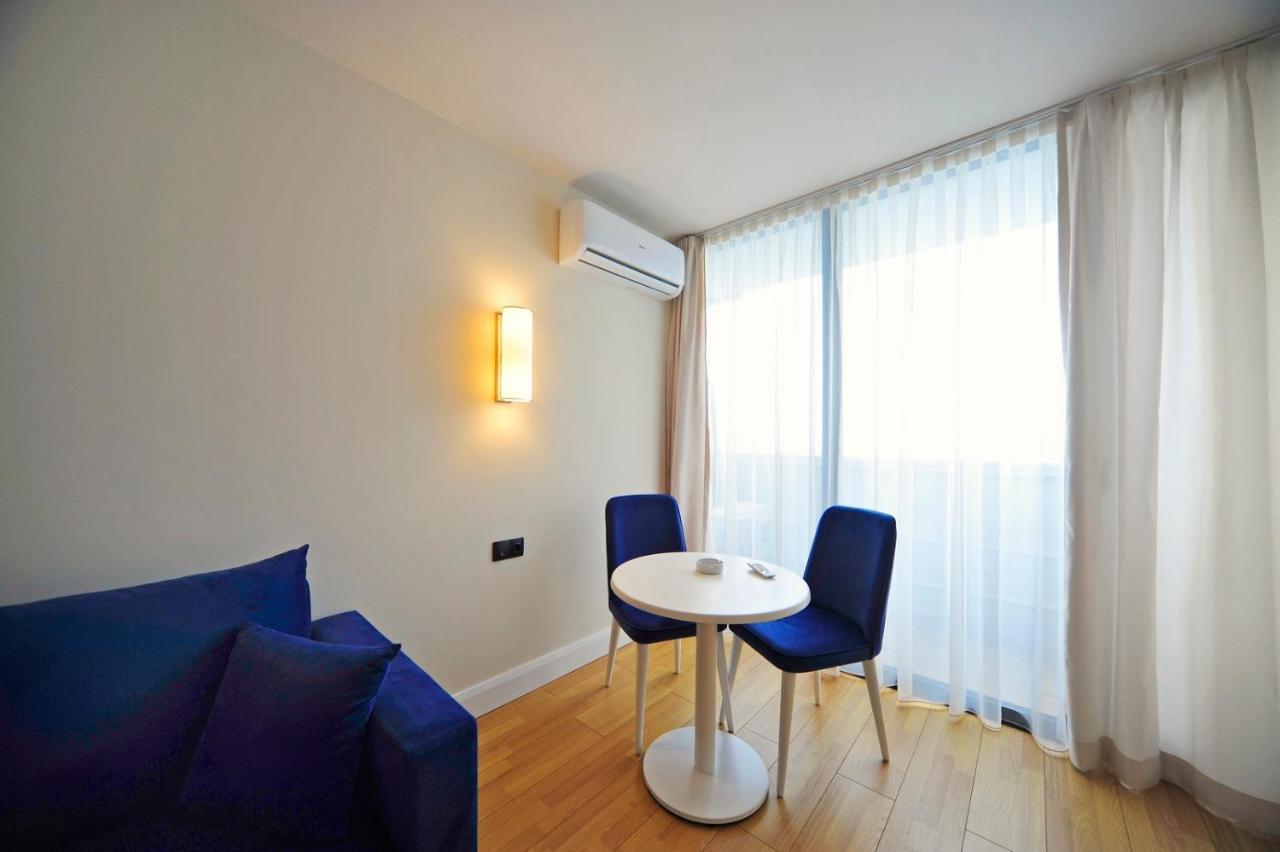 Apartments Batumi Studio V Bagian luar foto