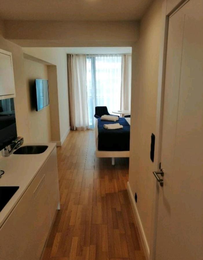 Apartments Batumi Studio V Bagian luar foto