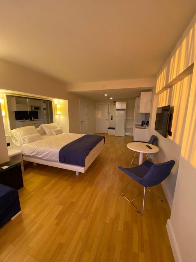 Apartments Batumi Studio V Bagian luar foto