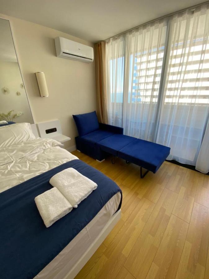 Apartments Batumi Studio V Bagian luar foto